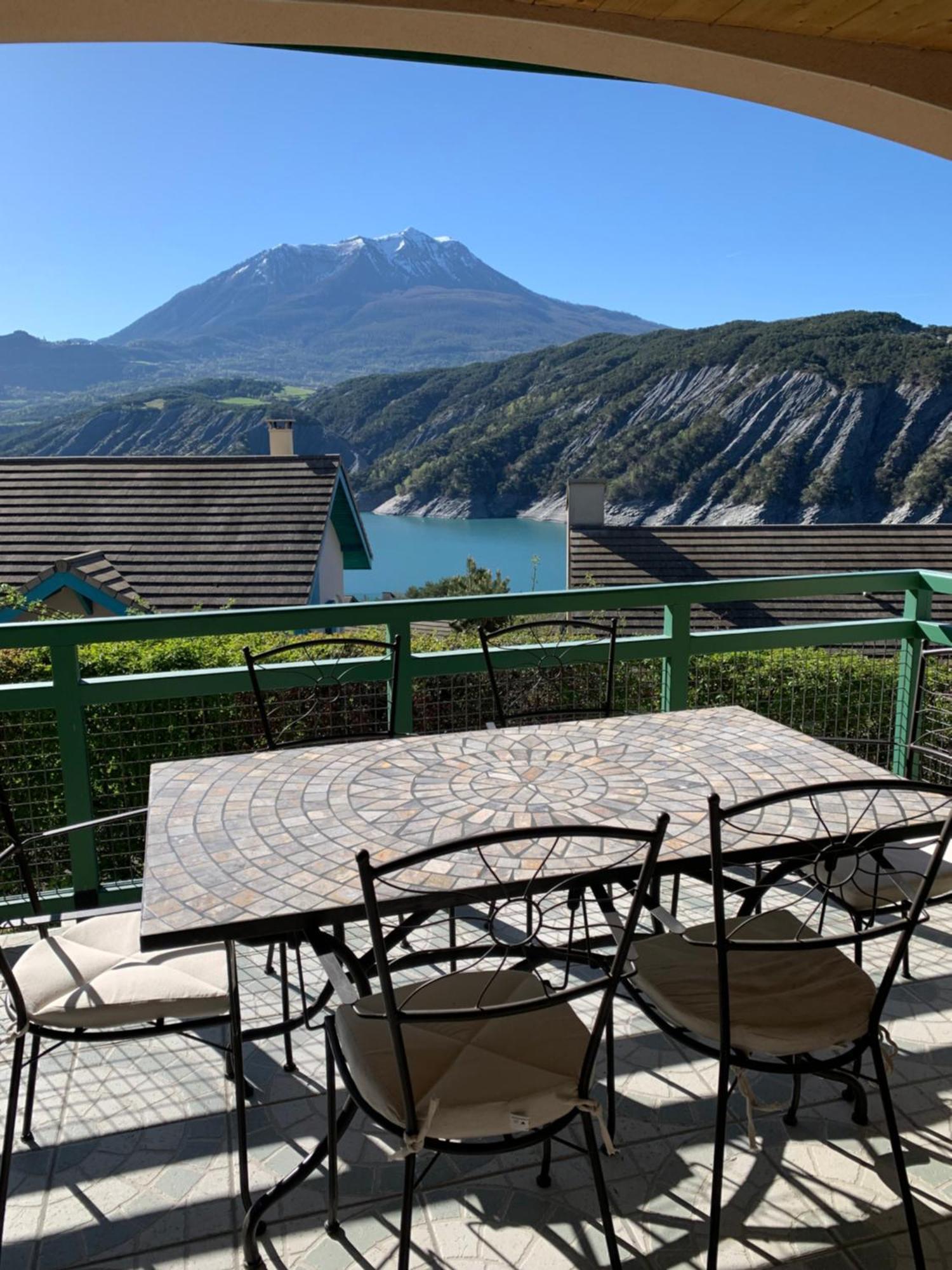 Maison De Montagne Au Bord Du Lac Le Sauze-du-lac Ngoại thất bức ảnh